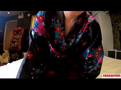 ❤️ A moza cosplay encántalle o sexo ata o orgasmo con chorros nunha jinete e unha mamada. Moza asiática con coño peludo e fermosas tetas con traxe tradicional xaponés nun vídeo afeccionado que mostra a masturbación con xoguetes de merda. Sakura 3 OSAKAPORN. ️ Vídeo porno en nós ﹏